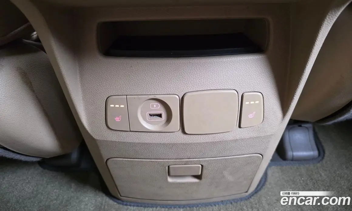 Kia Carnival 2018 2.2 автомат (гидро), фото 19