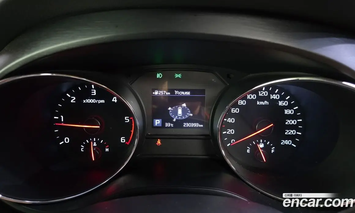 Kia Carnival 2018 2.2 автомат (гидро), фото 8