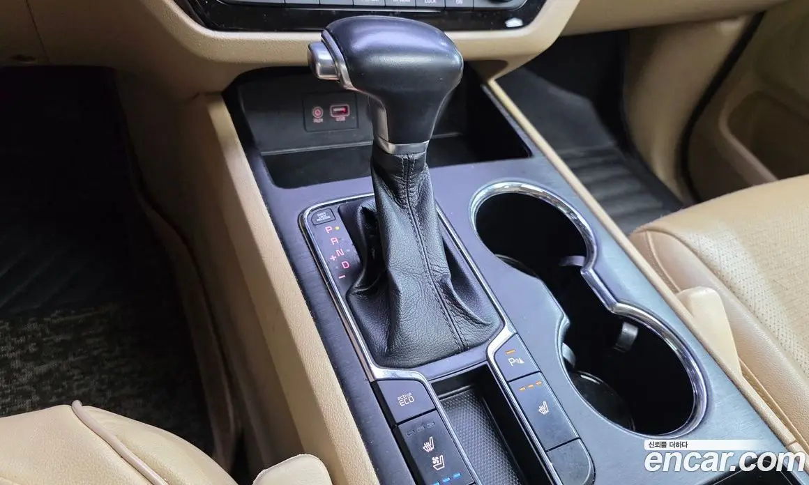 Kia Carnival 2018 2.2 автомат (гидро), фото 9