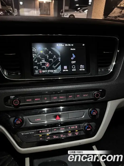 Kia Carnival 2018 2.2 автомат (гидро), фото 15