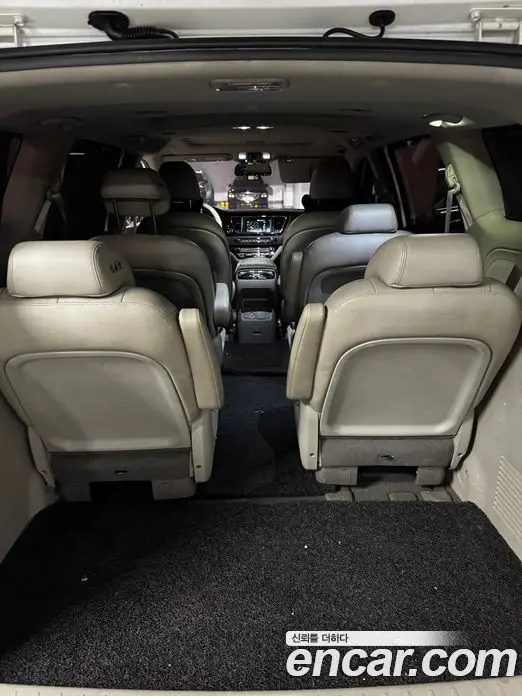 Kia Carnival 2018 2.2 автомат (гидро), фото 16