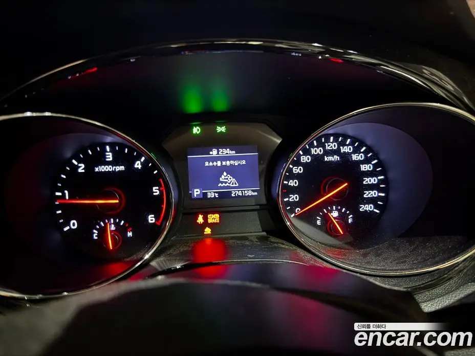 Kia Carnival 2018 2.2 автомат (гидро), фото 8