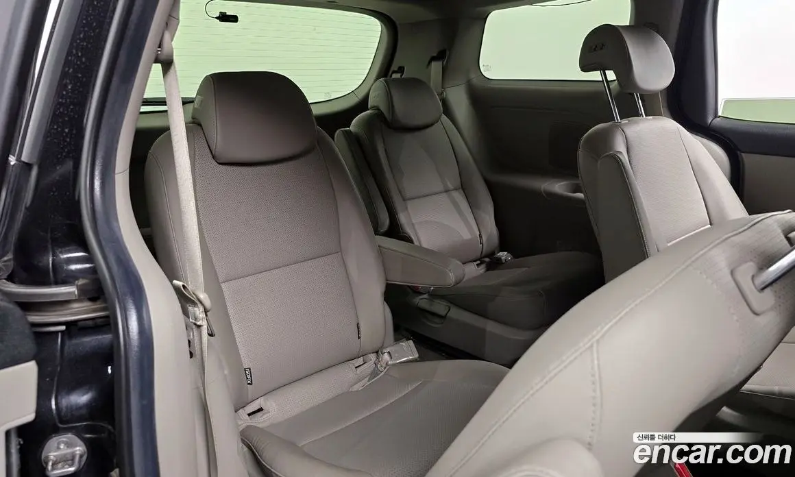 Kia Carnival 2019 2.2 автомат (гидро), фото 12