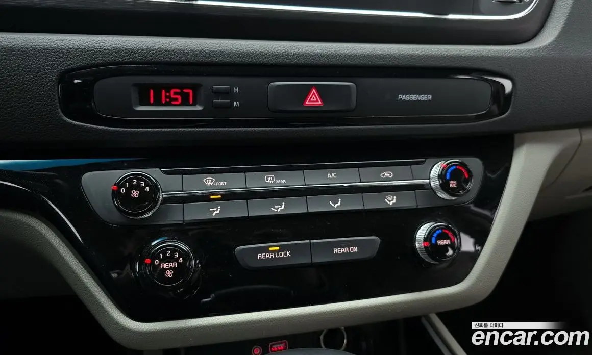 Kia Carnival 2019 2.2 автомат (гидро), фото 18