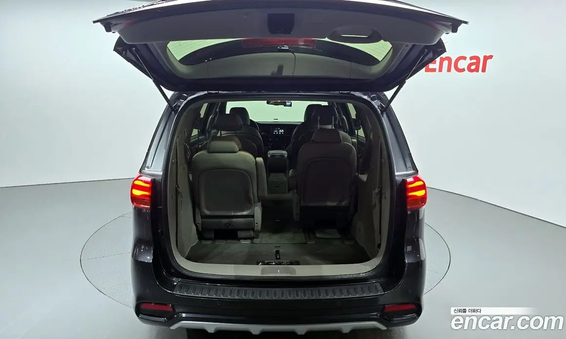Kia Carnival 2019 2.2 автомат (гидро), фото 20