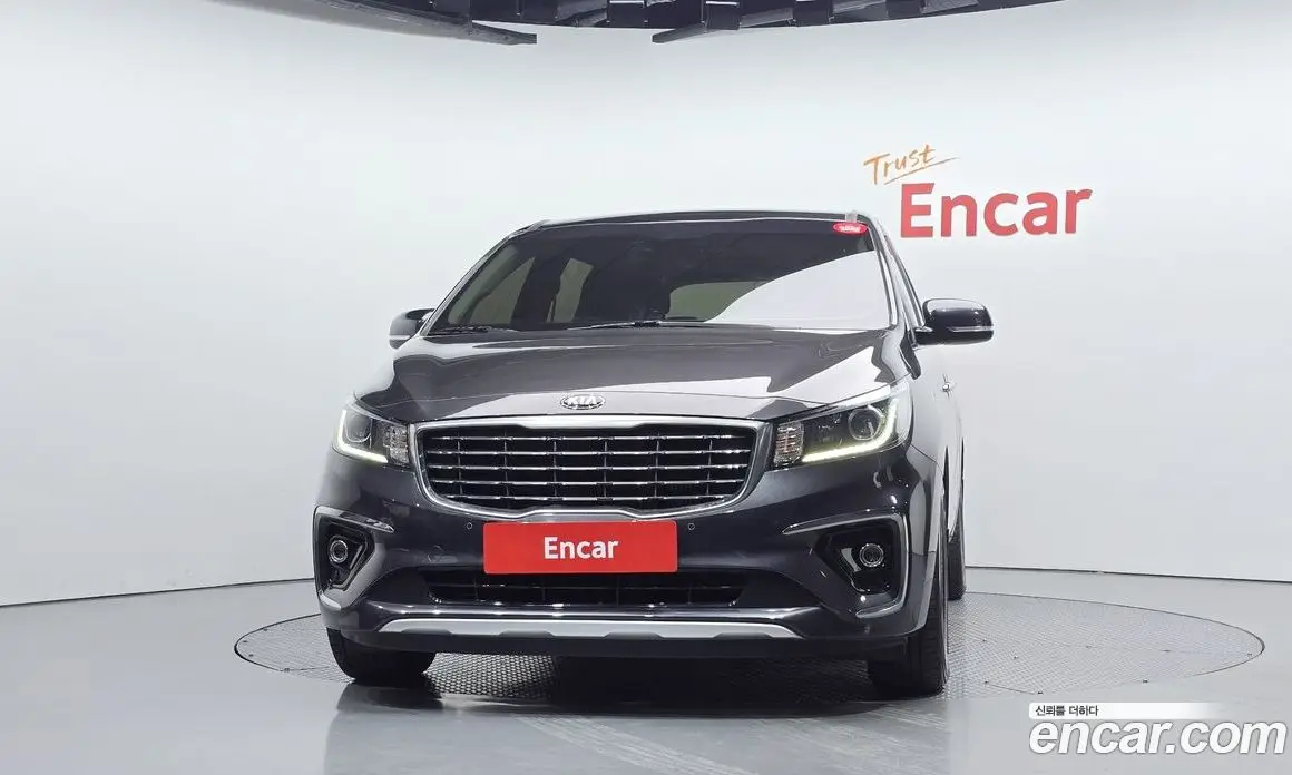 Kia Carnival 2019 2.2 автомат (гидро), фото 3