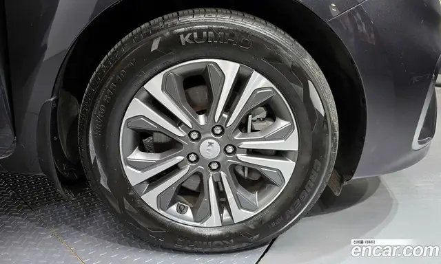 Kia Carnival 2019 2.2 автомат (гидро), миниатюра 5