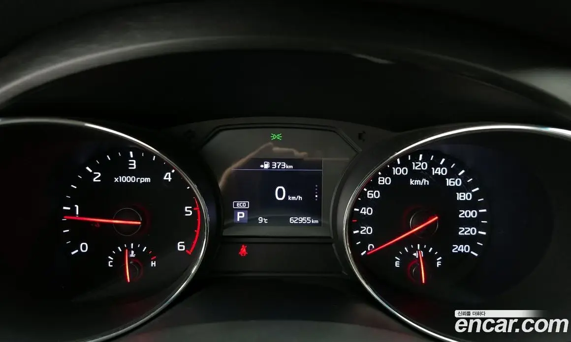 Kia Carnival 2019 2.2 автомат (гидро), фото 8