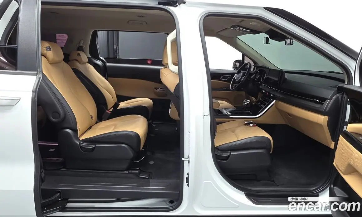 Kia Carnival 2021 2.2 автомат (гидро), фото 12 Kia Carnival 2021 2.2 автомат (гидро), фото 12