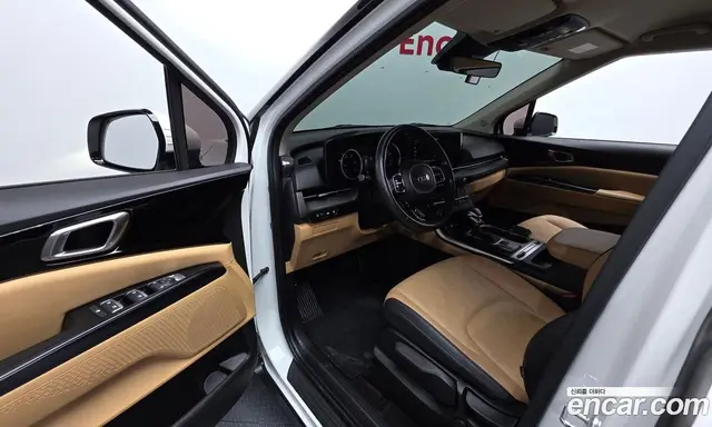 Kia Carnival 2021 2.2 автомат (гидро), миниатюра 10 Kia Carnival 2021 2.2 автомат (гидро), миниатюра 10