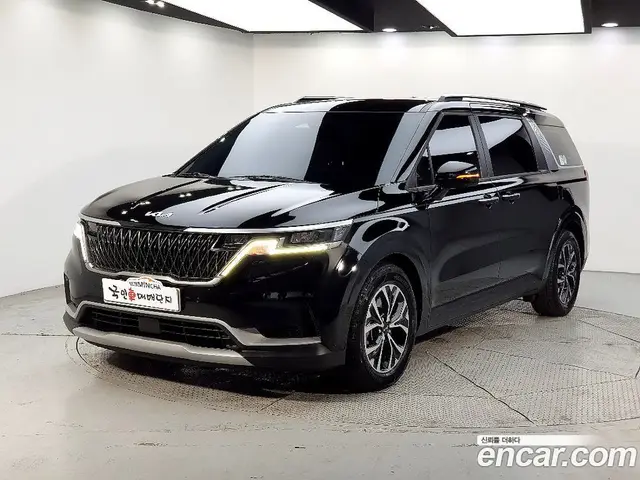 Kia Carnival, 2021, 121 872 км