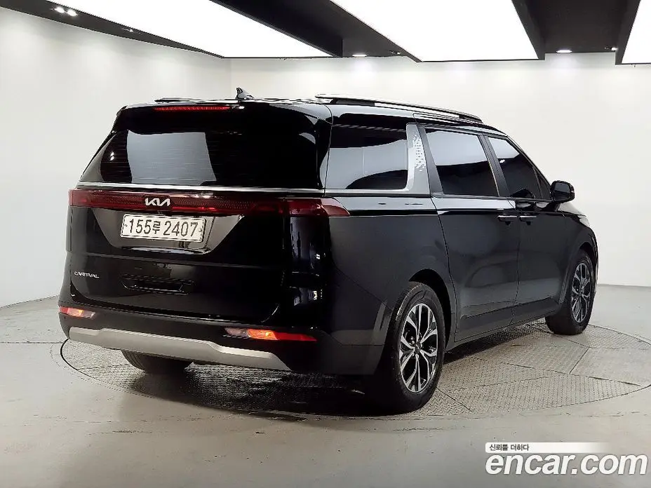 Kia Carnival 2021 2.2 автомат (гидро), фото 4