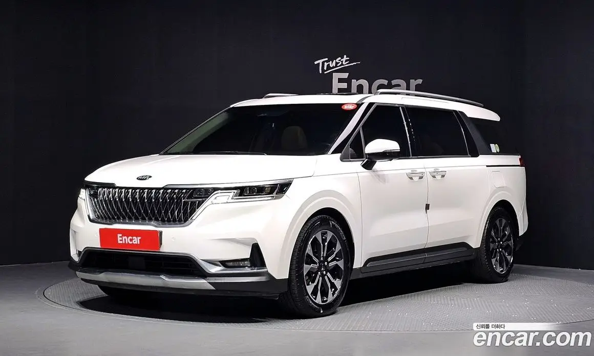 Kia Carnival 2021 2.2 автомат (гидро), фото 1 Kia Carnival 2021 2.2 автомат (гидро), фото 1