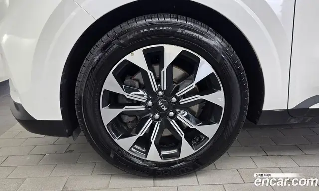 Kia Carnival 2021 2.2 автомат (гидро), миниатюра 5 Kia Carnival 2021 2.2 автомат (гидро), миниатюра 5