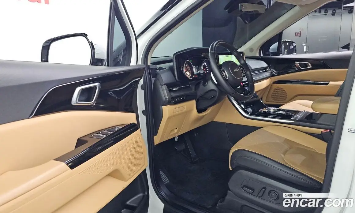 Kia Carnival 2022 2.2 автомат (гидро), фото 10