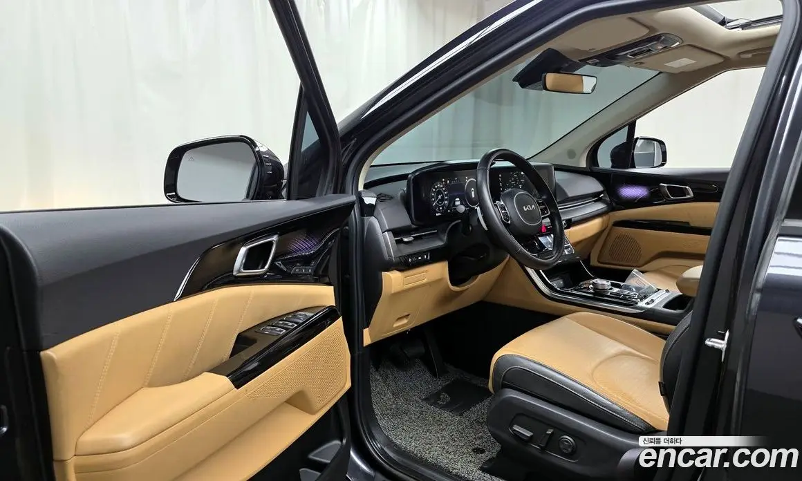 Kia Carnival 2023 2.2 автомат (гидро), фото 10 Kia Carnival 2023 2.2 автомат (гидро), фото 10
