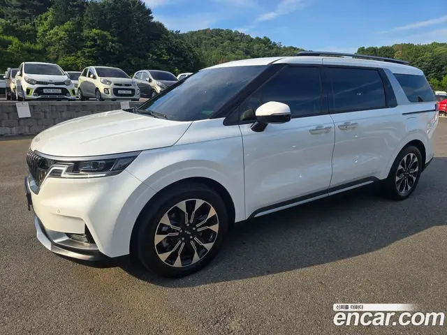Kia Carnival 2023 2.2 автомат (гидро), миниатюра 2 Kia Carnival 2023 2.2 автомат (гидро), миниатюра 2