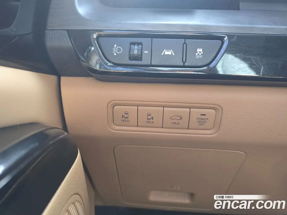 Kia Carnival 2023 2.2 автомат (гидро), фото 12 Kia Carnival 2023 2.2 автомат (гидро), фото 12