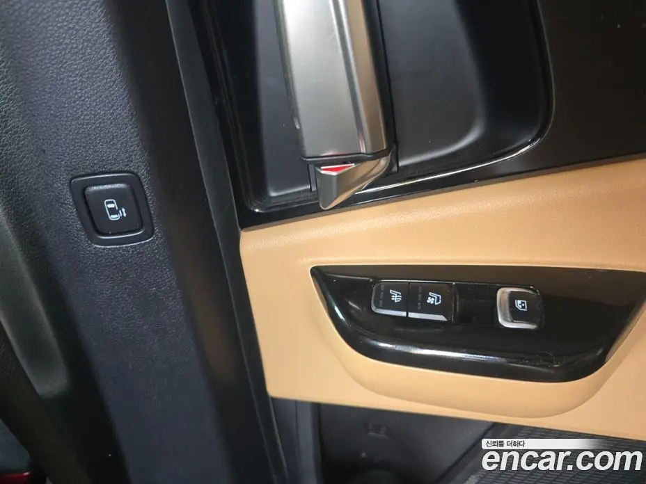 Kia Carnival 2023 2.2 автомат (гидро), фото 16 Kia Carnival 2023 2.2 автомат (гидро), фото 16