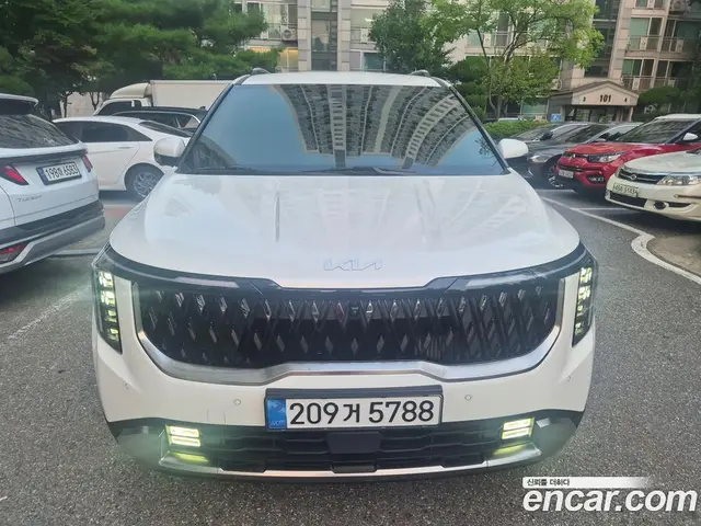 Kia Carnival 2025 2.2 автомат (гидро), миниатюра 3