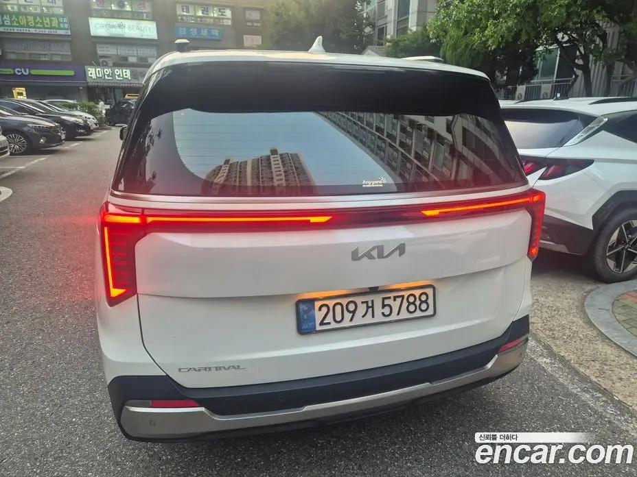 Kia Carnival 2025 2.2 автомат (гидро), фото 7