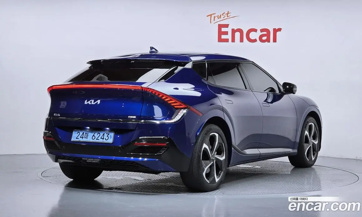 Kia EV6 2022 0.1 автомат (гидро), фото 2 Kia EV6 2022 0.1 автомат (гидро), фото 2