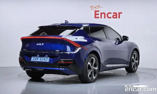 Kia EV6 2022 0.1 автомат (гидро), миниатюра 2 Kia EV6 2022 0.1 автомат (гидро), миниатюра 2