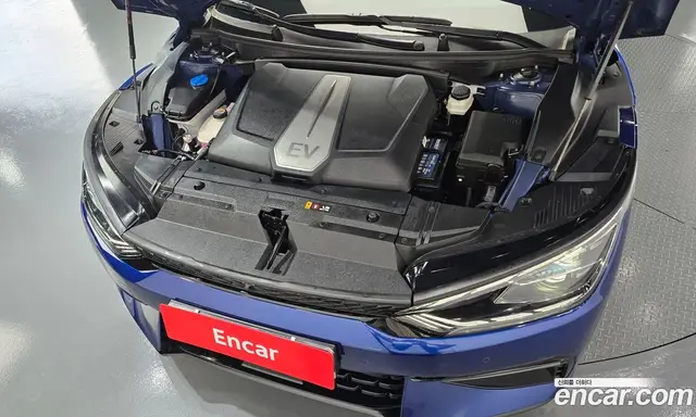 Kia EV6 2022 0.1 автомат (гидро), миниатюра 6 Kia EV6 2022 0.1 автомат (гидро), миниатюра 6