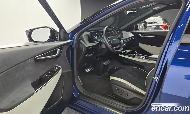 Kia EV6 2022 0.1 автомат (гидро), миниатюра 10 Kia EV6 2022 0.1 автомат (гидро), миниатюра 10