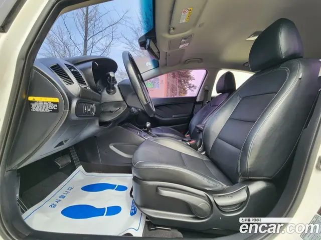 Kia K3 2014 1.6 автомат (гидро), миниатюра 10 Kia K3 2014 1.6 автомат (гидро), миниатюра 10