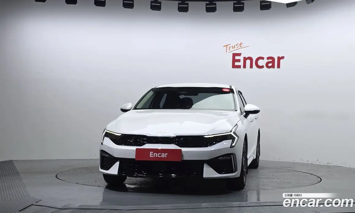 Kia K5 (Optima) 2025 2.0 автомат (гидро), фото 3 Kia K5 (Optima) 2025 2.0 автомат (гидро), фото 3