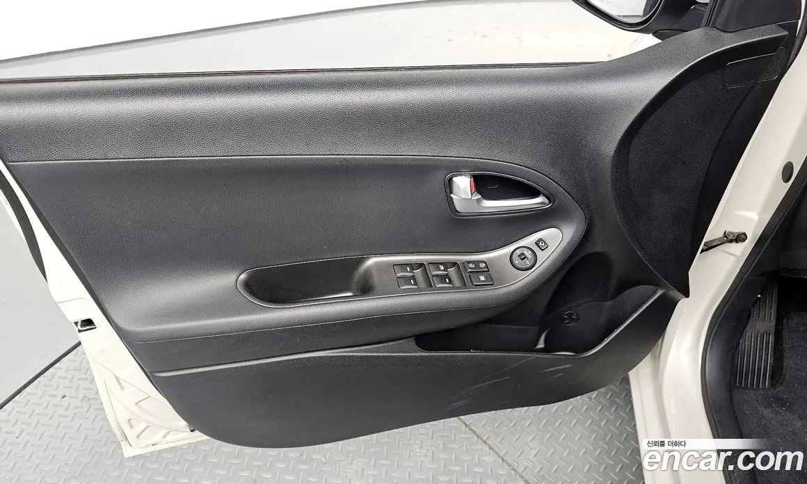 Kia Morning 2015 1.0 автомат (гидро), фото 13 Kia Morning 2015 1.0 автомат (гидро), фото 13