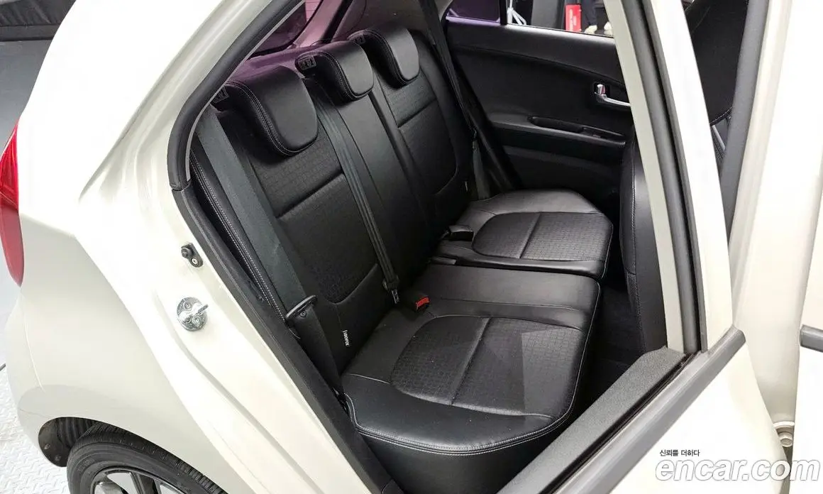 Kia Morning 2015 1.0 автомат (гидро), фото 15 Kia Morning 2015 1.0 автомат (гидро), фото 15