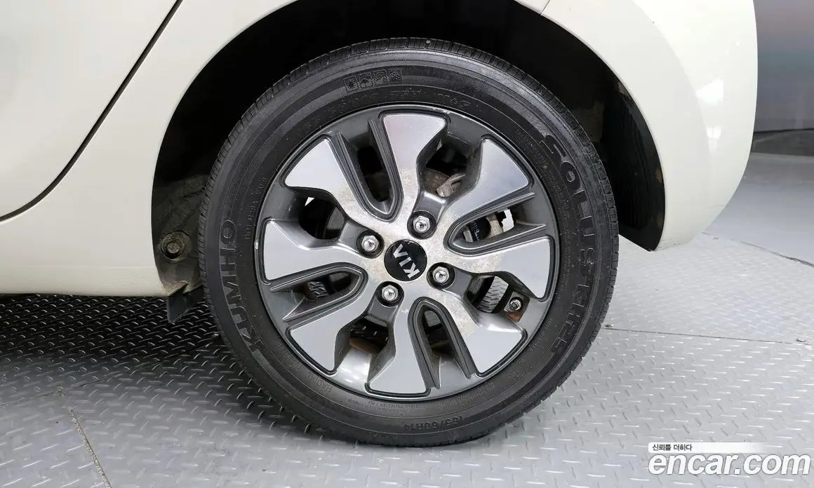 Kia Morning 2015 1.0 автомат (гидро), фото 6 Kia Morning 2015 1.0 автомат (гидро), фото 6