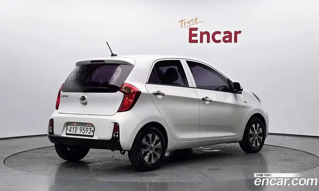 Kia Morning 2015 1.0 автомат (гидро), миниатюра 2 Kia Morning 2015 1.0 автомат (гидро), миниатюра 2