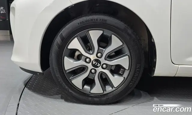 Kia Morning 2015 1.0 автомат (гидро), миниатюра 5 Kia Morning 2015 1.0 автомат (гидро), миниатюра 5