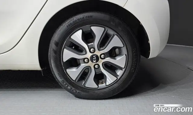 Kia Morning 2015 1.0 автомат (гидро), миниатюра 7 Kia Morning 2015 1.0 автомат (гидро), миниатюра 7