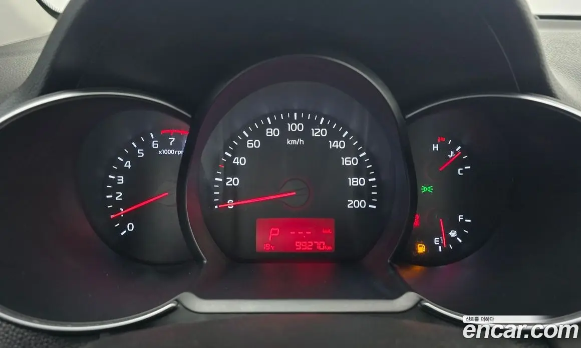 Kia Morning 2016 1.0 автомат (гидро), фото 8 Kia Morning 2016 1.0 автомат (гидро), фото 8