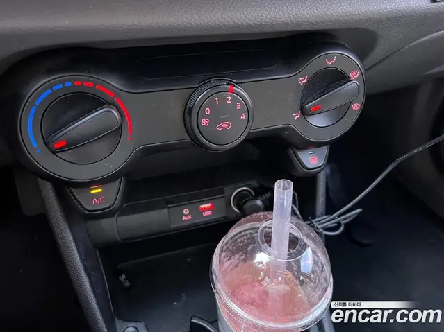 Kia Morning 2017 1.0 автомат (гидро), миниатюра 11