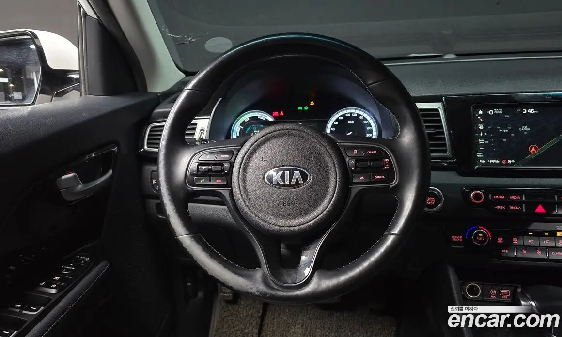 Kia Niro 2016 1.6 автомат (гидро), фото 13