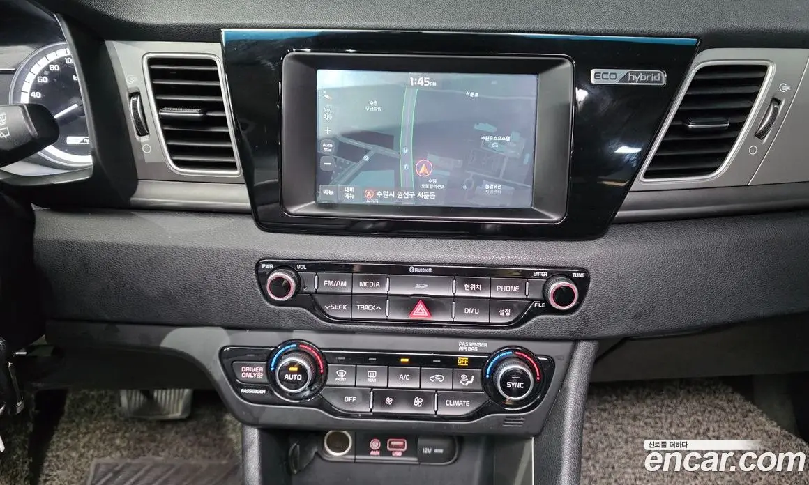 Kia Niro 2016 1.6 автомат (гидро), фото 15