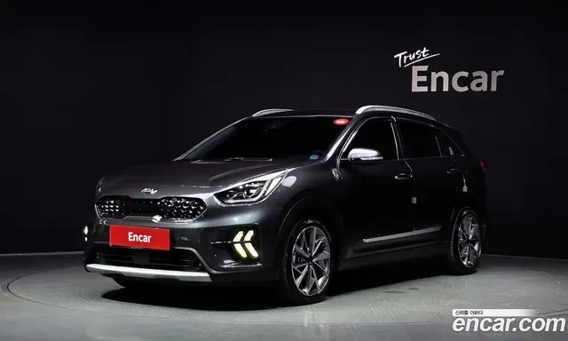 Kia Niro, 2019, 75 417 км