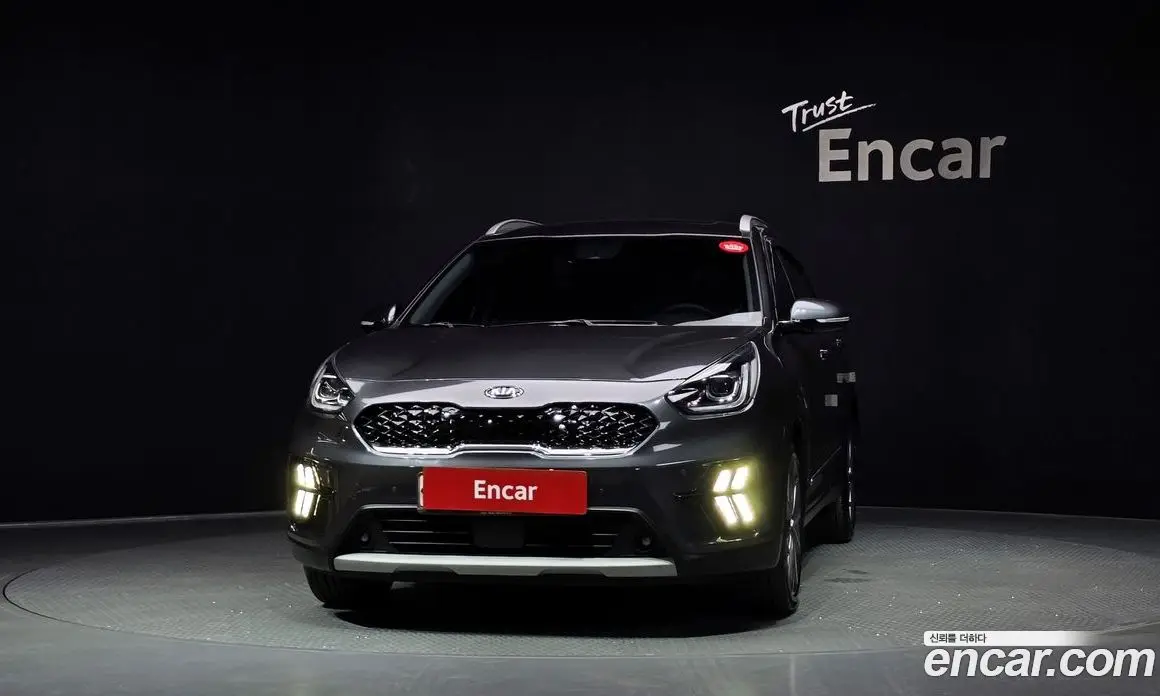 Kia Niro 2019 1.6 автомат (гидро), фото 3