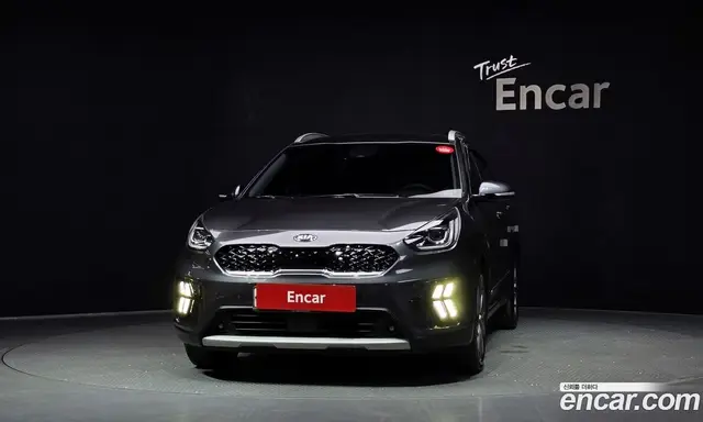 Kia Niro 2019 1.6 автомат (гидро), миниатюра 3