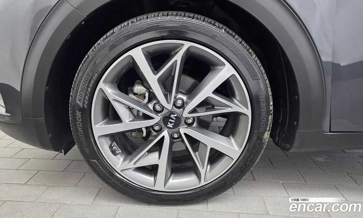 Kia Niro 2019 1.6 автомат (гидро), фото 5