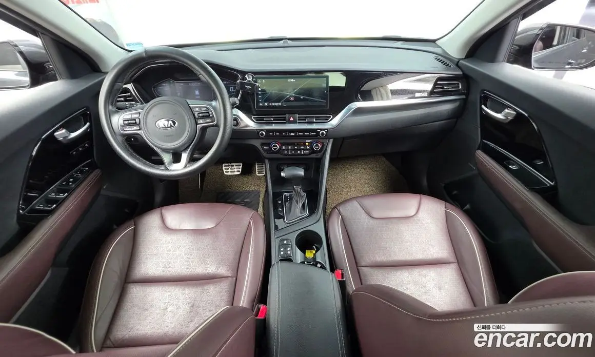 Kia Niro 2019 1.6 автомат (гидро), фото 7