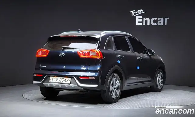 Kia Niro 2019 1.6 автомат (гидро), миниатюра 2