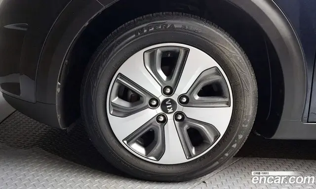Kia Niro 2019 1.6 автомат (гидро), миниатюра 5