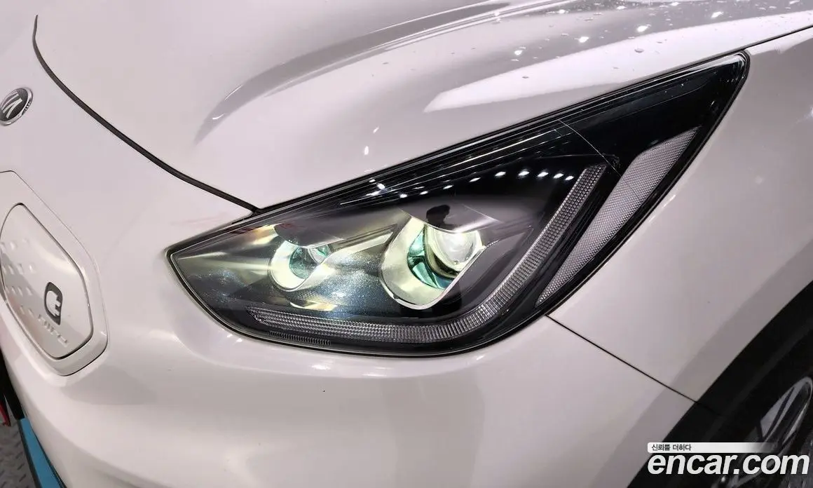 Kia Niro 2020 0.2 автомат (гидро), фото 8