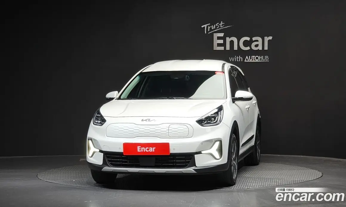 Kia Niro 2022 0.2 автомат (гидро), фото 3